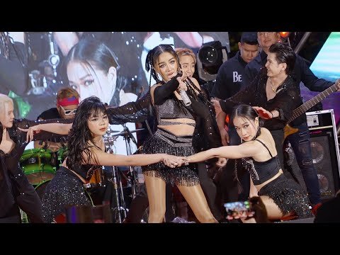 เมรี – กระแต อาร์สยาม @ THE MALL KORAT COUNTDOWN TO 2023 [31122022]