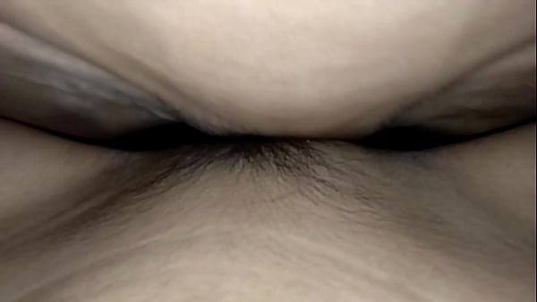 นักศึกษาสาวสวยที่ชอบให้ฉันเย็ดหีเป็นอย่างมากจนน้ำแตก